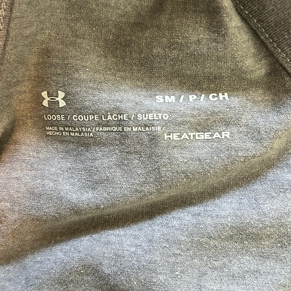 UNDER ARMOUR-LOOSE-HEATGEAR TOP SIZE SM/P/CH - Picture 10 of 10